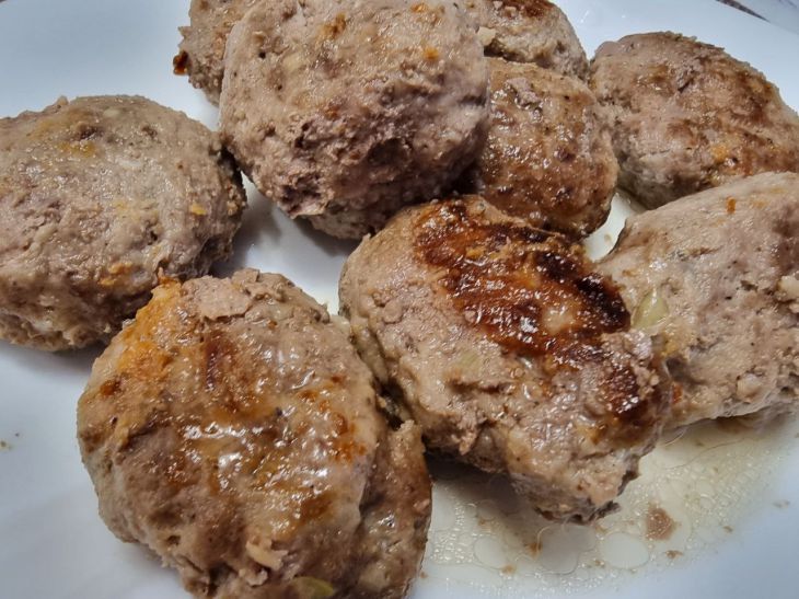 Привет из вкусного прошлого. Возвращаем те самые «брежневские» котлеты: от них весь Союз сходил с ума котлеты