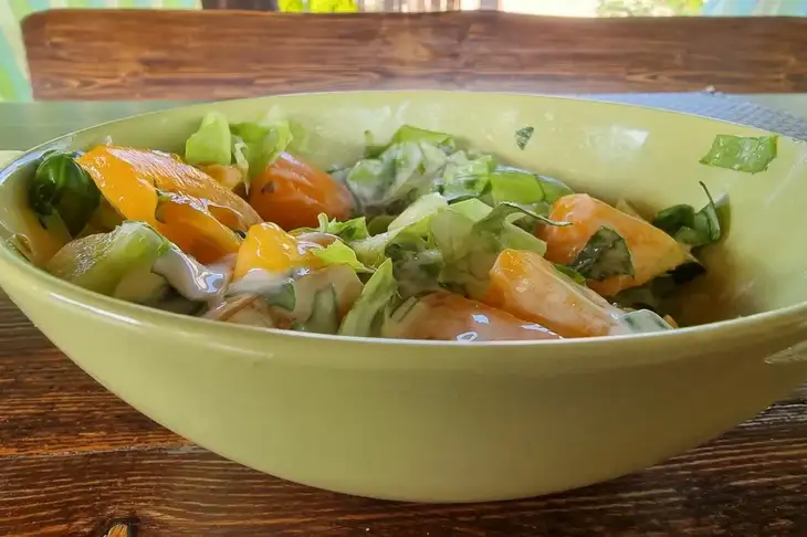 Первые результаты видны через неделю: все детали алкалиновой диеты Салат