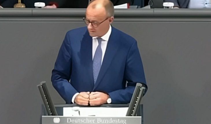 Мерца не избрали новым канцлером Германии. Провалил первый тур Мерц