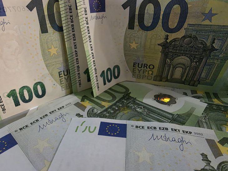 Последний бой евро? Сможет ли доллар захватить мир к осени 2025 евро