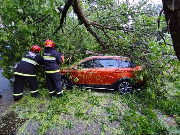 автомобиль