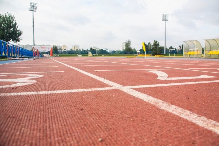 Вы не поверите, как низко прыгали первые чемпионы Стадион