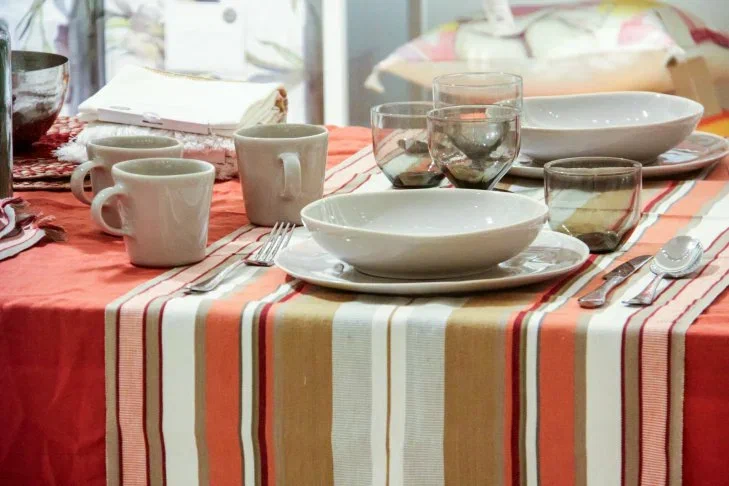 За семейным ужином снова тишина? Задайте детям этот вопрос и готовьтесь услышать неожиданное Стол