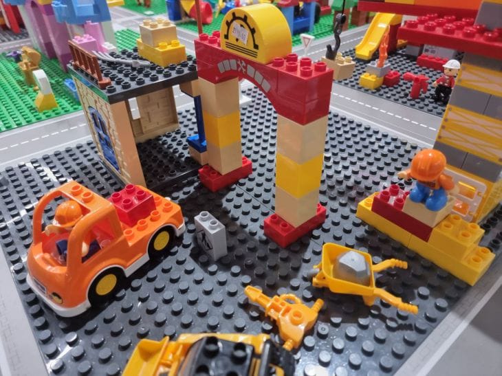 Почему дети не любят делиться игрушками: этапы развития собственности игрушки