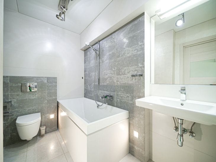 Чистящие средства — скрытый враг плитки? Вот что реально вернет блеск комната