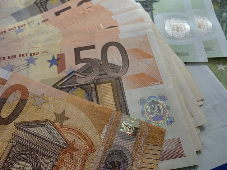 Евро взлетит до небес? Что ждёт валютный рынок летом 2025 года евро