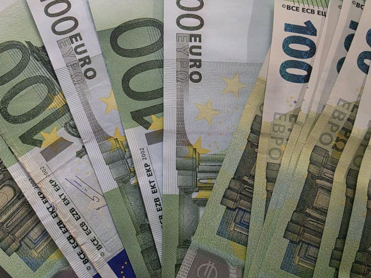 Популярная у белорусских туристов страна готовится перейти на евро деньги