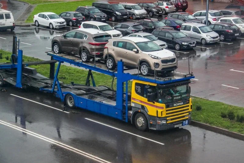 Как ввезти в Беларусь электромобиль без таможенных пошлин: рассказали в ГТК Машины