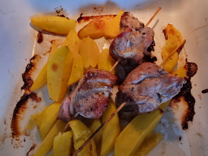 Как сделать мясо мягким за 5 минут: кухонный лайфхак, который перевернет вашу готовку мясо