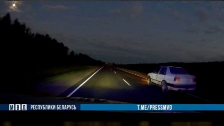 автомобиль