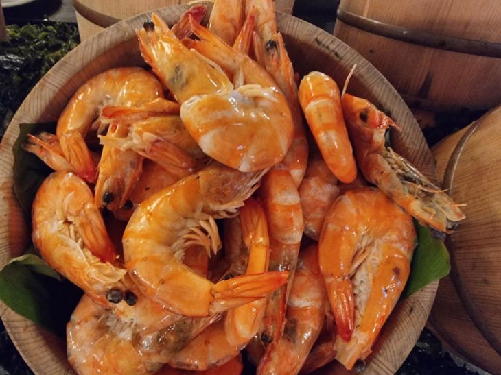 Еда как лекарство: нутрициолог назвала 6 самых полезных морепродуктов Креветки