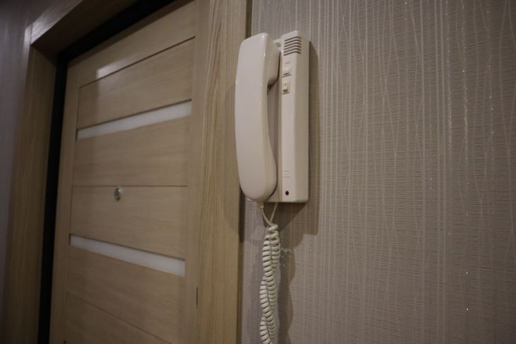 Домофон, ДФР и удаленный доступ: как мошенники едва не похитили 34 000 рублей у жительницы Барановичей Домофон