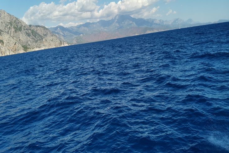 Гора, которая выше Эвереста — но скрыта под водой: гигант, возвышающийся над океанским дном океан