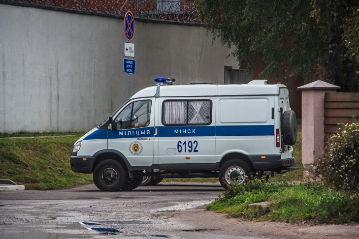 Школьник, устроивший резню в Столбцах, увиделся с отцом милиция