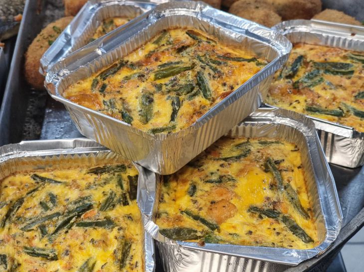 Шеф повар: устанавливает рекорд по количеству блюд за сутки еда