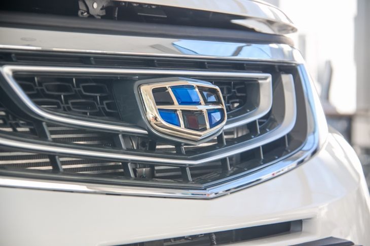 Автомобиль