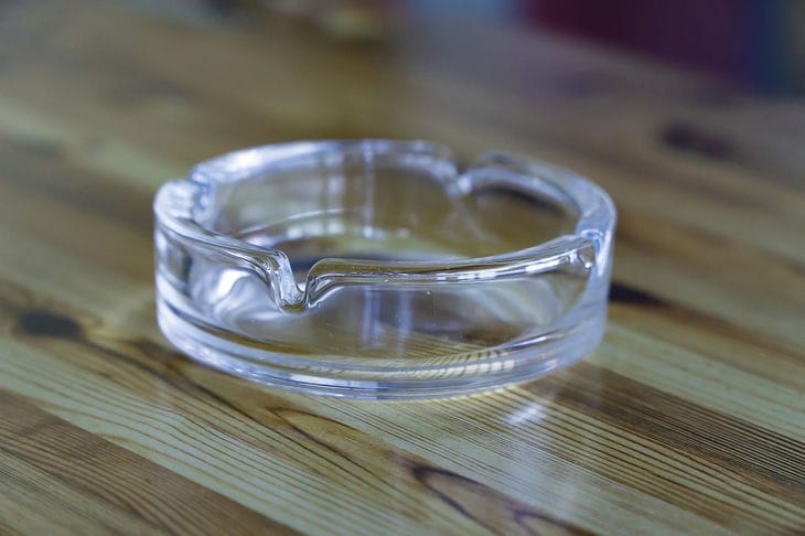 Пепельница