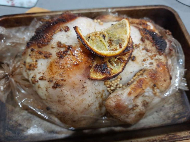 Зачем запекать лимон с курицей: сок и мякоть творят чудеса курица