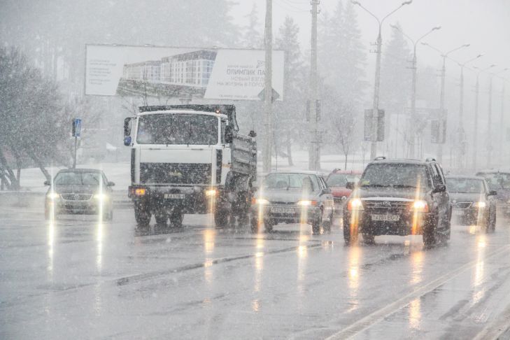 В ГАИ предупредили белорусов: 19 декабря могут оштрафовать до 200 базовых. Пешеходов также касается автомобиль