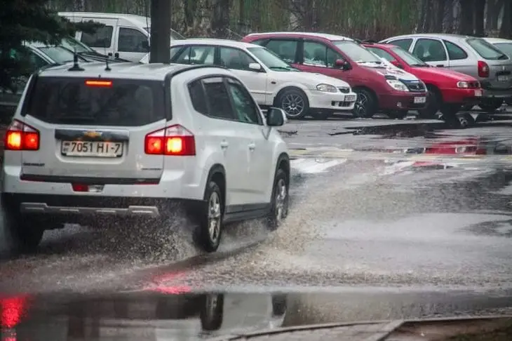 Автомобили