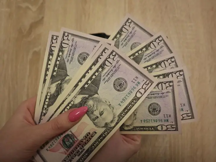 Аналитики рассчитали курс доллара на ближайшие три года: прогноз может удивить деньги