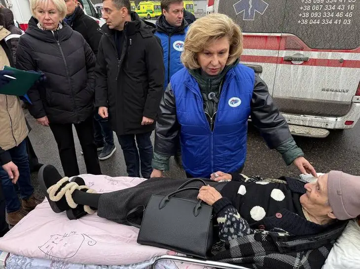 На белорусско-украинской границе россияне воссоединились со своими близкими люди