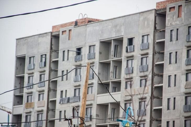 Средняя стоимость капремонта жилого дома в Минске составила 339 рублей за квадратный метр: что в него входит Дом