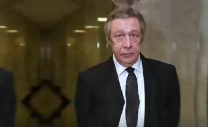 Михалков заявил о потере связи с реальностью у Ефремова Ефремов