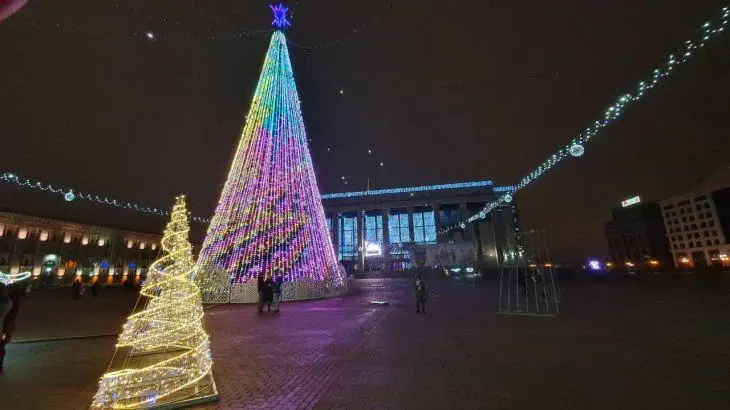 Куда можно сходить в Минске на новогодние праздники: программа мероприятий Елка