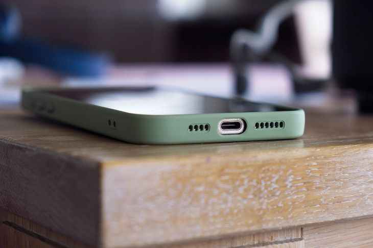 Неликвид от Apple: названы причины провала ожидаемой новинки Телефон