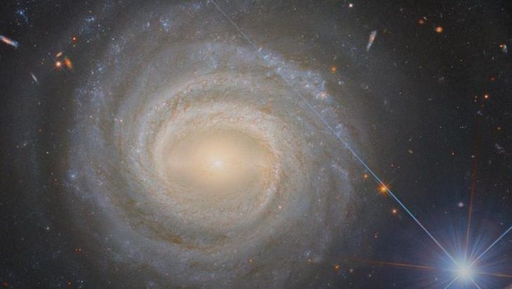 Ранее с таким никогда не сталкивались. Обнаружен выброс из сверхмассивной черной дыры космос