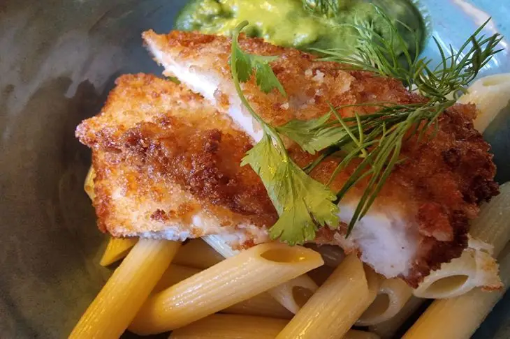 Почему рыбу нельзя заедать сыром: древнее правило, которое имеет научное объяснение рыба