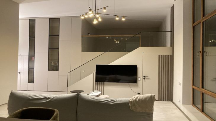 Как создать «умный» интерьер гостиной: технологичные штуки, которые впечатлят ваших гостей и упростят жизнь гостиная