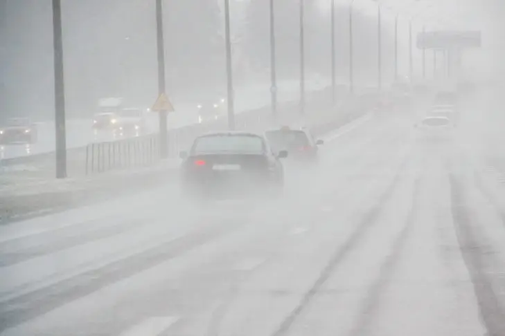 Предостережение Белгидромета. Суббота выдастся коварной — желтый уровень опасности дорога