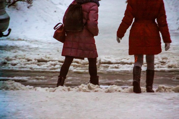 Риск получения травм. МЧС предупредило белорусов о факторах опасности 28 января люди