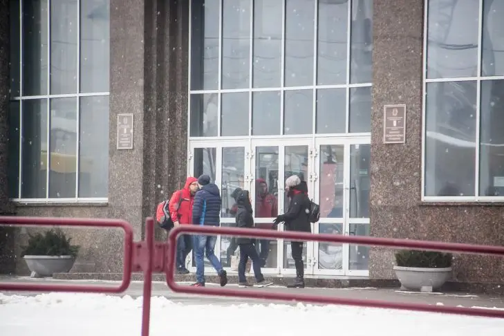 РЦЭ в Беларуси: за что удалили школьника и сколько человек не явились люди