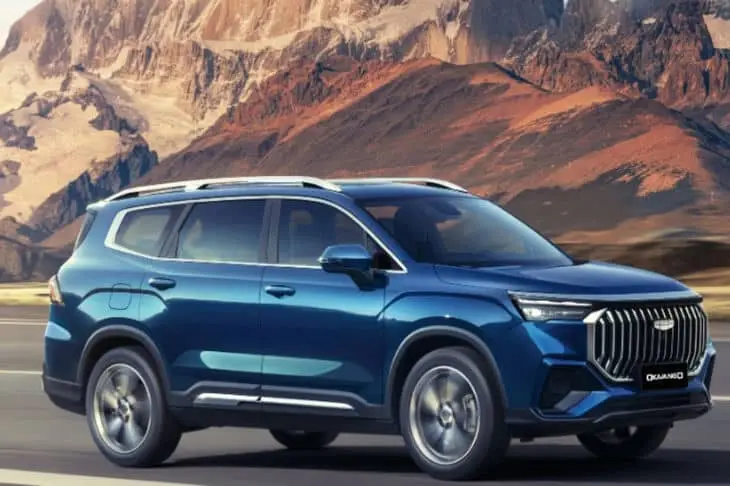 Changan CS95 против Geely Okavango: технологии безопасности – кто впереди Авто