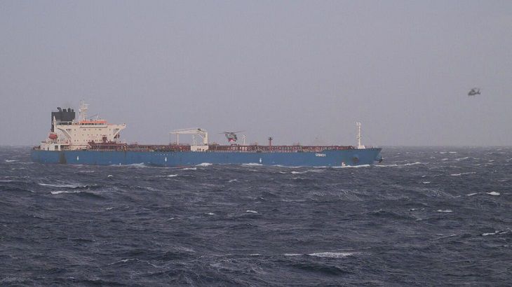 ВМС Франции задержали в Средиземном море танкер. Он следовал из Мурманска корабль