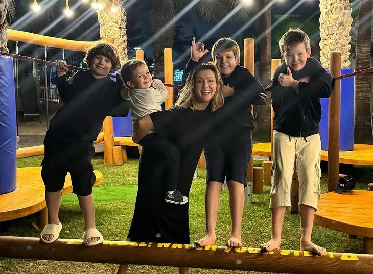 Актриса Кожевникова «психанула» и улетела из России Кожевникова