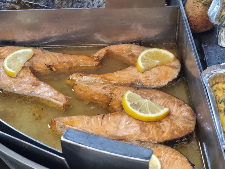 Почему рыба и яйца — опасный дуэт для ужина: как два полезных продукта создают нагрузку на печень рыба