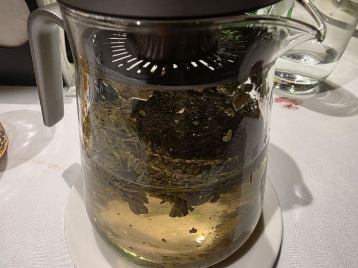 Сколько чашек зеленого чая очищают печень, а сколько — разрушают ее: где проходит тонкая грань зеленый чай