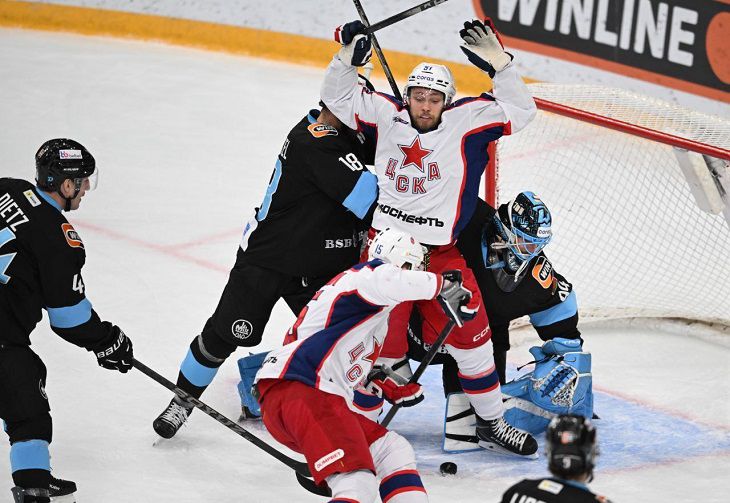 Хоккей. КХЛ. В Москве минское «Динамо» сразилось с ЦСКА хоккей