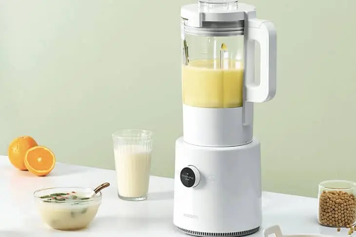 Для смузи, супов и коктейлей: какой блендер справится лучше – Xiaomi Smart Blender или Philips ProBlend Блендер