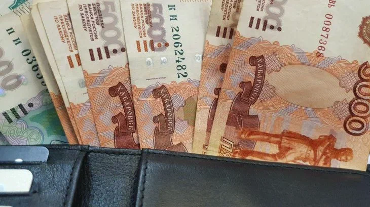 924 млн рублей за 33 концерта: Ваня Дмитриенко прокомментировал свой заработок Деньги