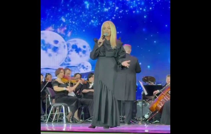 Лариса Долина призналась, что из-за нехватки денег теперь живет в съемной квартире Долина