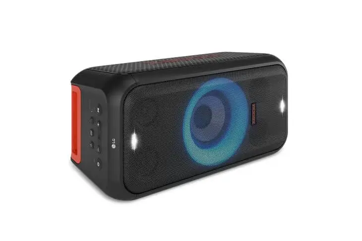 LG XBOOM XL5S и  Sony SRS-XG300: какая колонка больше подходит для вечеринок и поездок