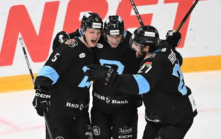 Минское «Динамо» в Сочи. Не на отдыхе — «зубры» готовятся сразиться с местными «леопардами» хоккей