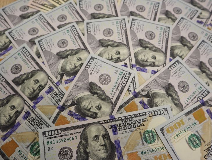 UBS предупреждает: война с Ираном может затянуться до лета — и нефть снова рванёт вверх доллары