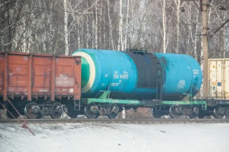 В России вводят запрет на экспорт бензина: для всех участников рынка Поезд