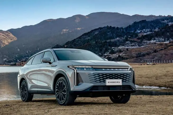 Один объем – разная мощность: 2-литровые турбированные двигатели Exeed RX и Changan UNI K в сравнении Авто